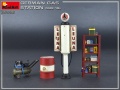 Zdjęcie dodatkowe produktu German Gas Station 1930-40s 1:35 MiniArt 35598