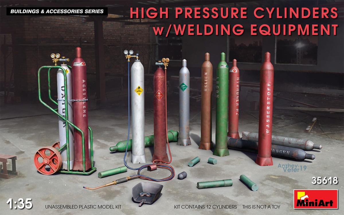 Zdjęcie główne produktu High Pressure Cylinders W/welding Equipment 1:35 MiniArt 35618