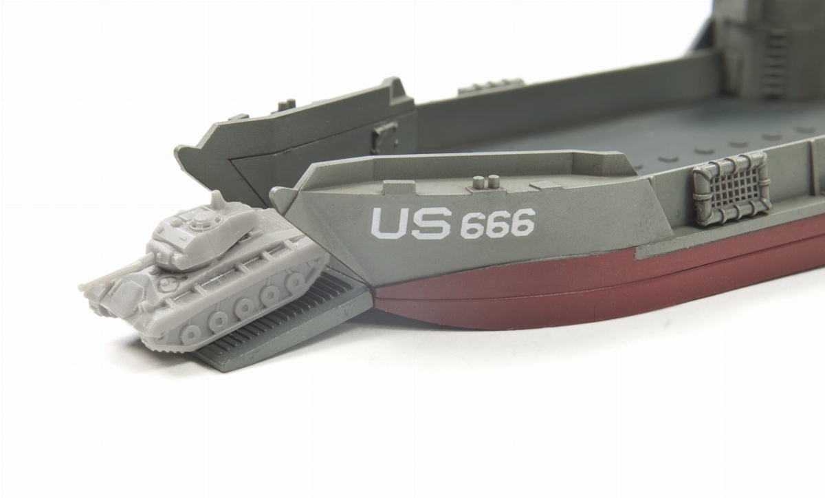 Zdjęcie dodatkowe produktu U.S Navy LCT Mk.6 (LCT-501 Class 1943-1945) 1:350 AFV Club SE73518