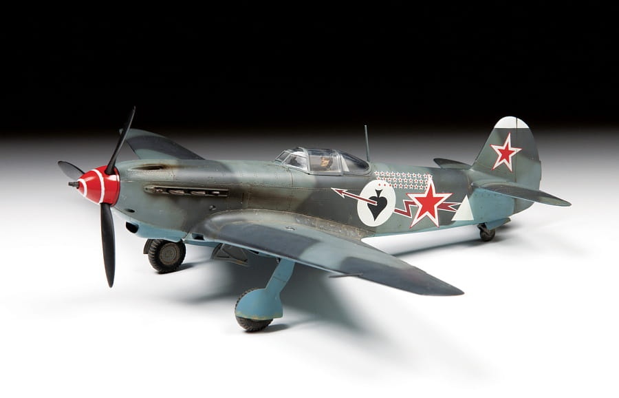 Zdjęcie dodatkowe produktu Yak-9T radziecki myśliwiec 1:48 Zvezda 4831