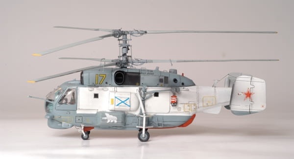 Zdjęcie dodatkowe produktu Ka-27 Helix A Submarine Hunter Helicopter 1:72 Zvezda 7214