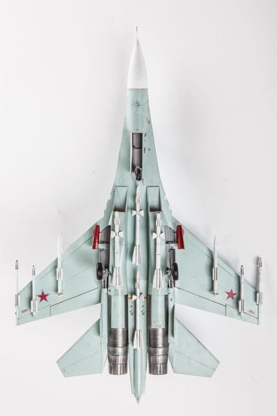Zdjęcie dodatkowe produktu Su-27SM Flanker B Mod 1 myśliwiec przewagi powietrznej 1:72 Zvezda 7295