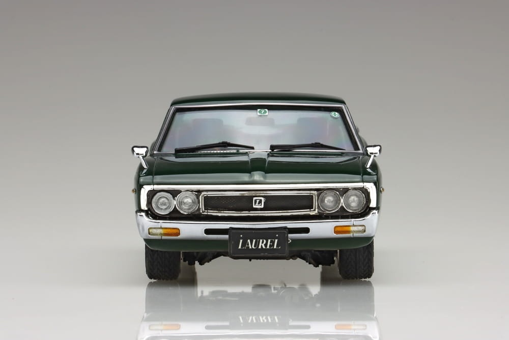 Zdjęcie dodatkowe produktu Nissan KHC130 Laurel HT 2000SGX '72 1:24 Aoshima 05950