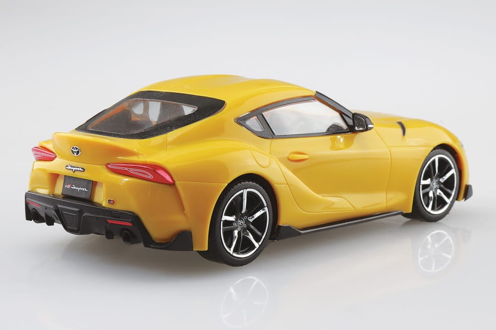 Zdjęcie dodatkowe produktu Toyota GR Supra (Lightning Yellow) SNAP KIT 1:32 Aoshima 05888