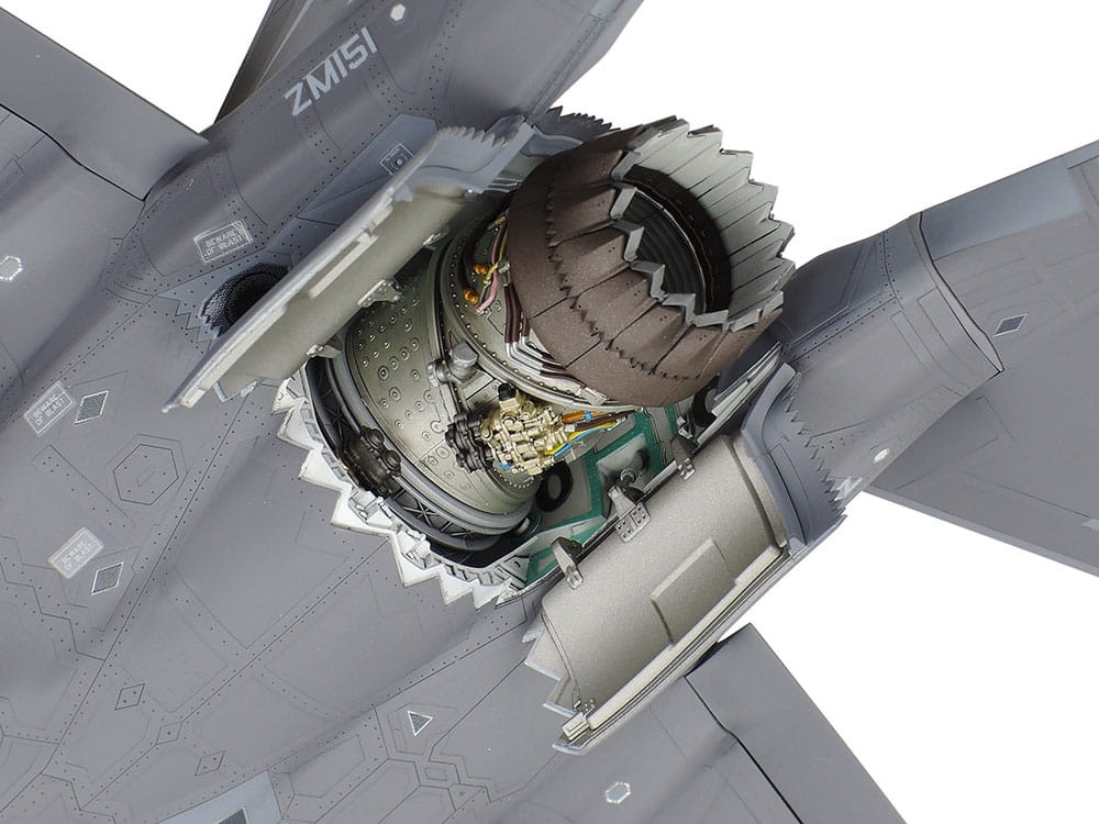 Zdjęcie dodatkowe produktu Lockheed Martin F-35B Lightning II 1:48 Tamiya 61125