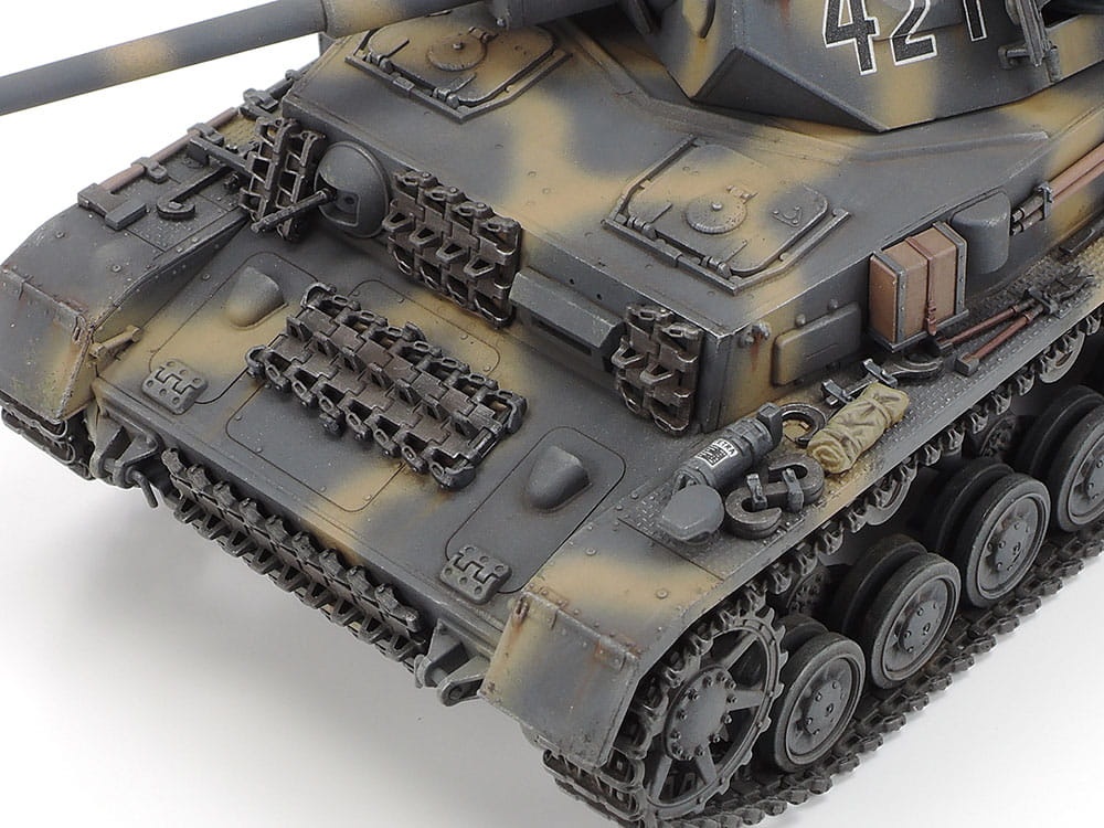 Zdjęcie dodatkowe produktu Panzerkampfwagen IV Ausf G. Early and Motorcycle Eastern Front 1:35 Tamiya 25209