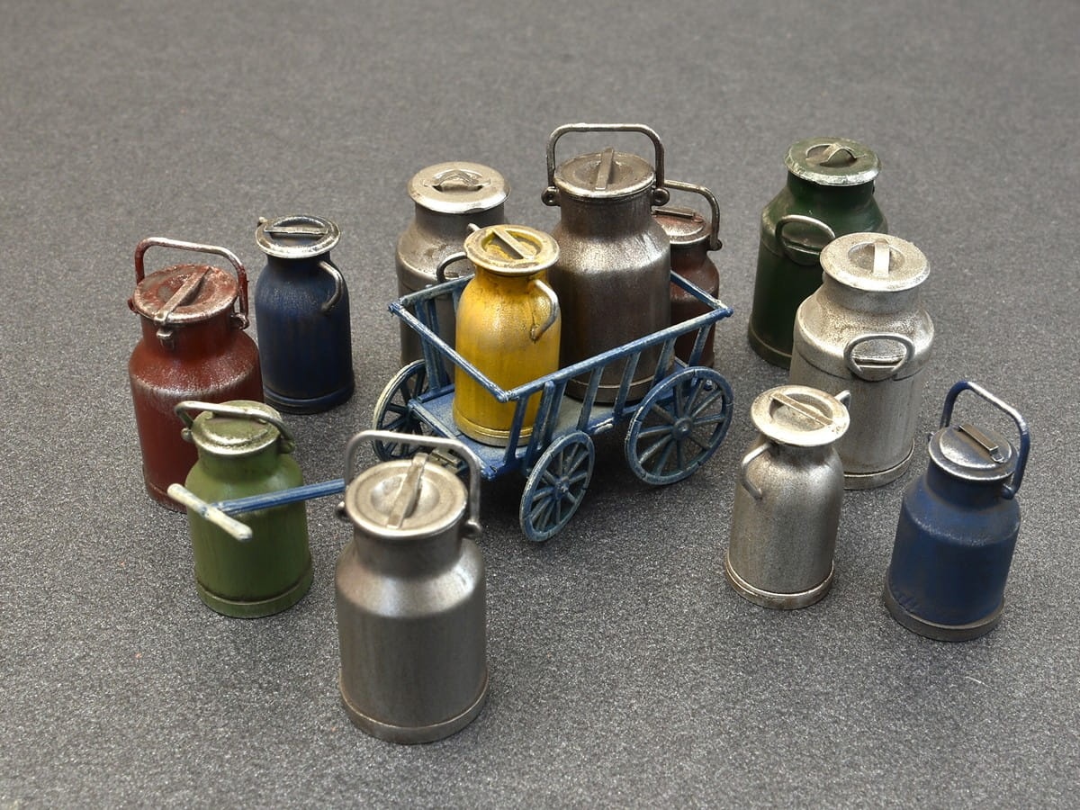 Zdjęcie dodatkowe produktu Milk Cans With Small Cart 1:35 MiniArt 35580