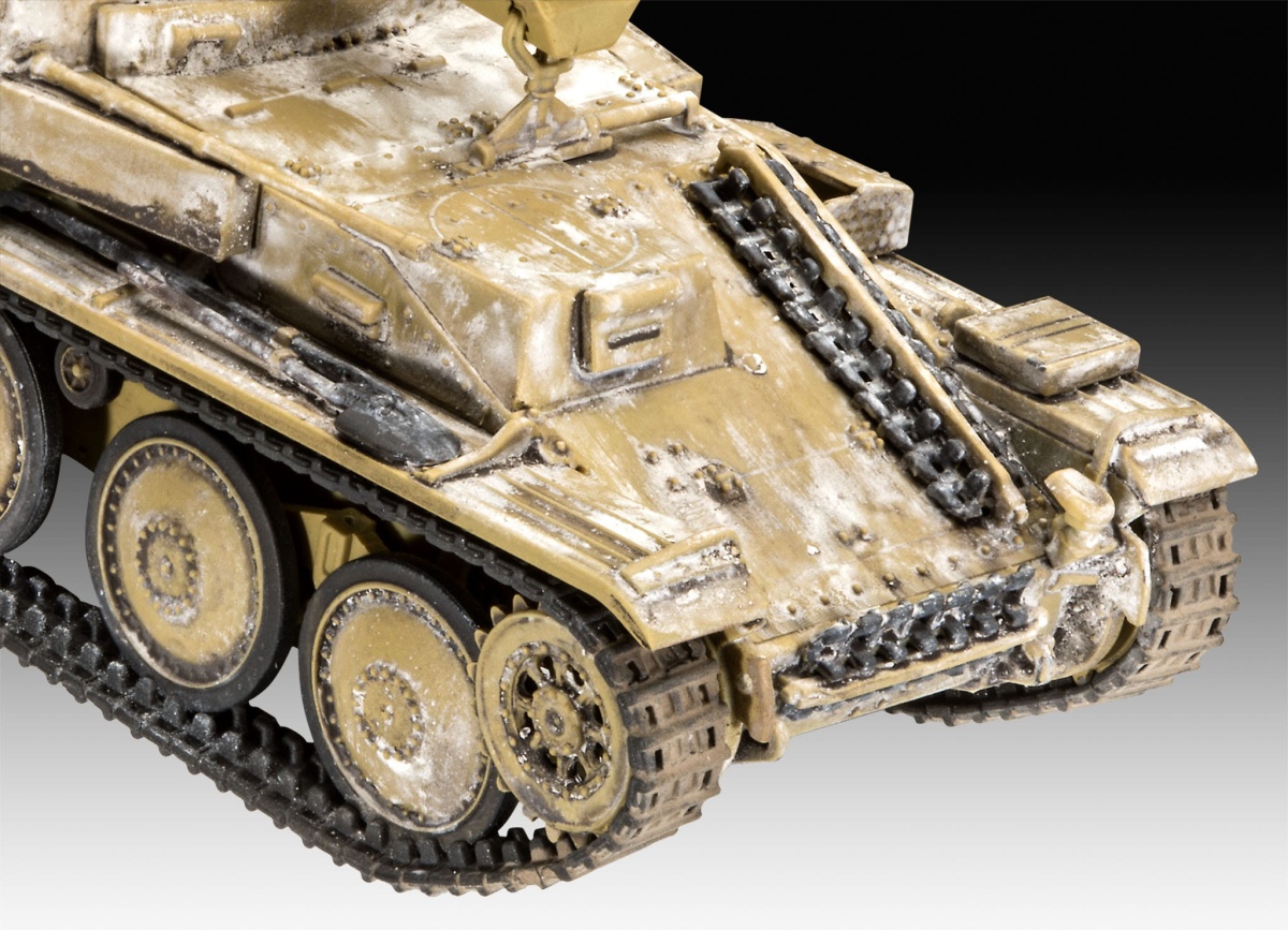 Zdjęcie dodatkowe produktu Sturmpanzer 38(t) Grille Ausf. M 1:72 Revell 03315
