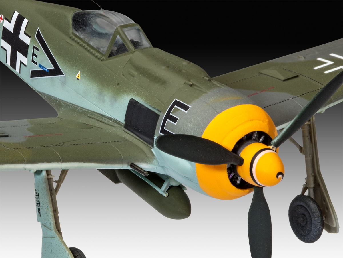 Zdjęcie dodatkowe produktu Focke Wulf Fw190 F-8 1:72 Revell 03898