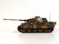 Zdjęcie dodatkowe produktu Pz.Kpfw.VI Ausf.B King Tiger with Henschel Turret (late production) 1:35 ICM 35363