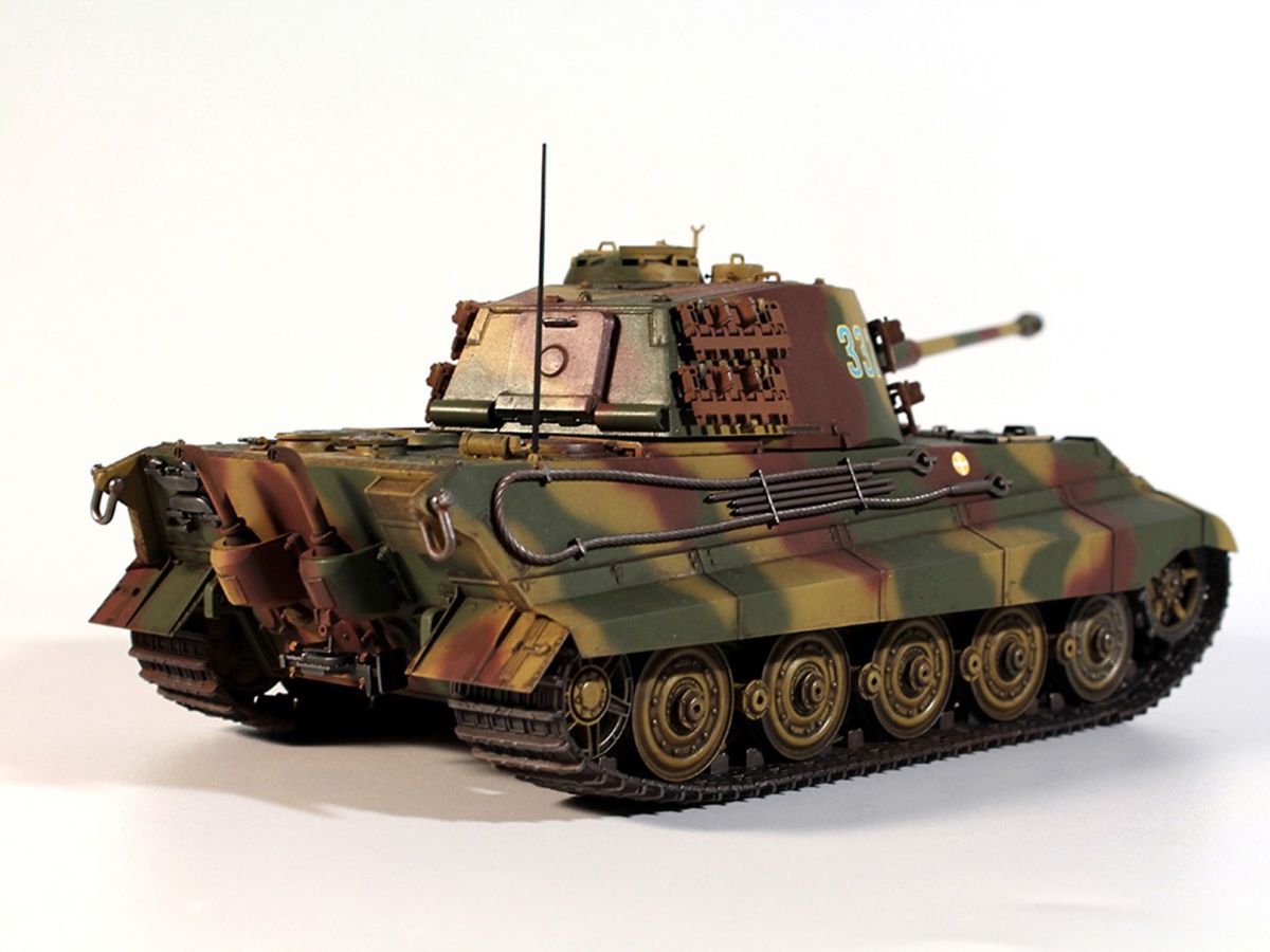 Zdjęcie dodatkowe produktu Pz.Kpfw.VI Ausf.B King Tiger with Henschel Turret (late production) 1:35 ICM 35363