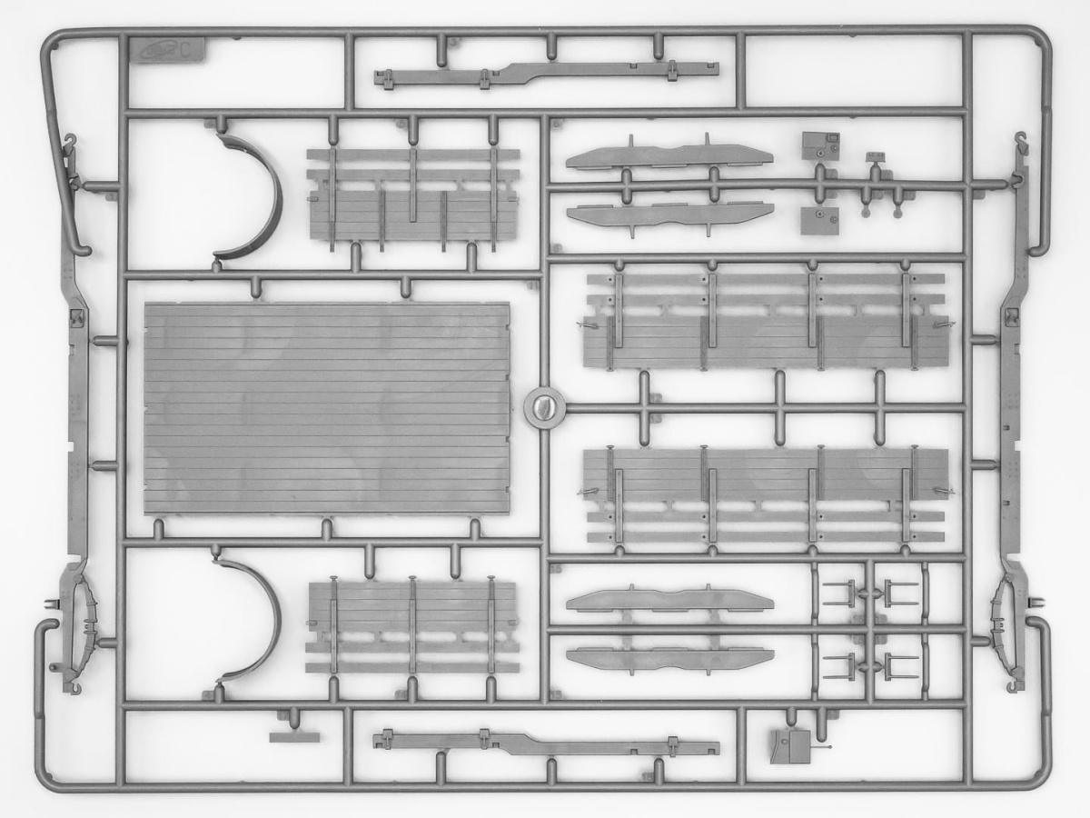 Zdjęcie dodatkowe produktu KHD S3000/SS M Maultier 1:35 ICM 35453