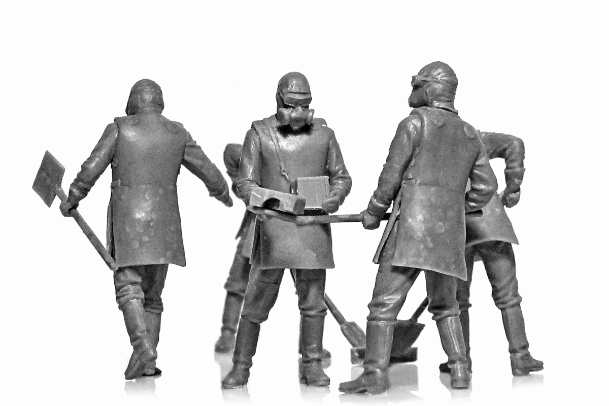 Zdjęcie dodatkowe produktu Chernobyl 3. Rubble cleaners 1:35 ICM 35903