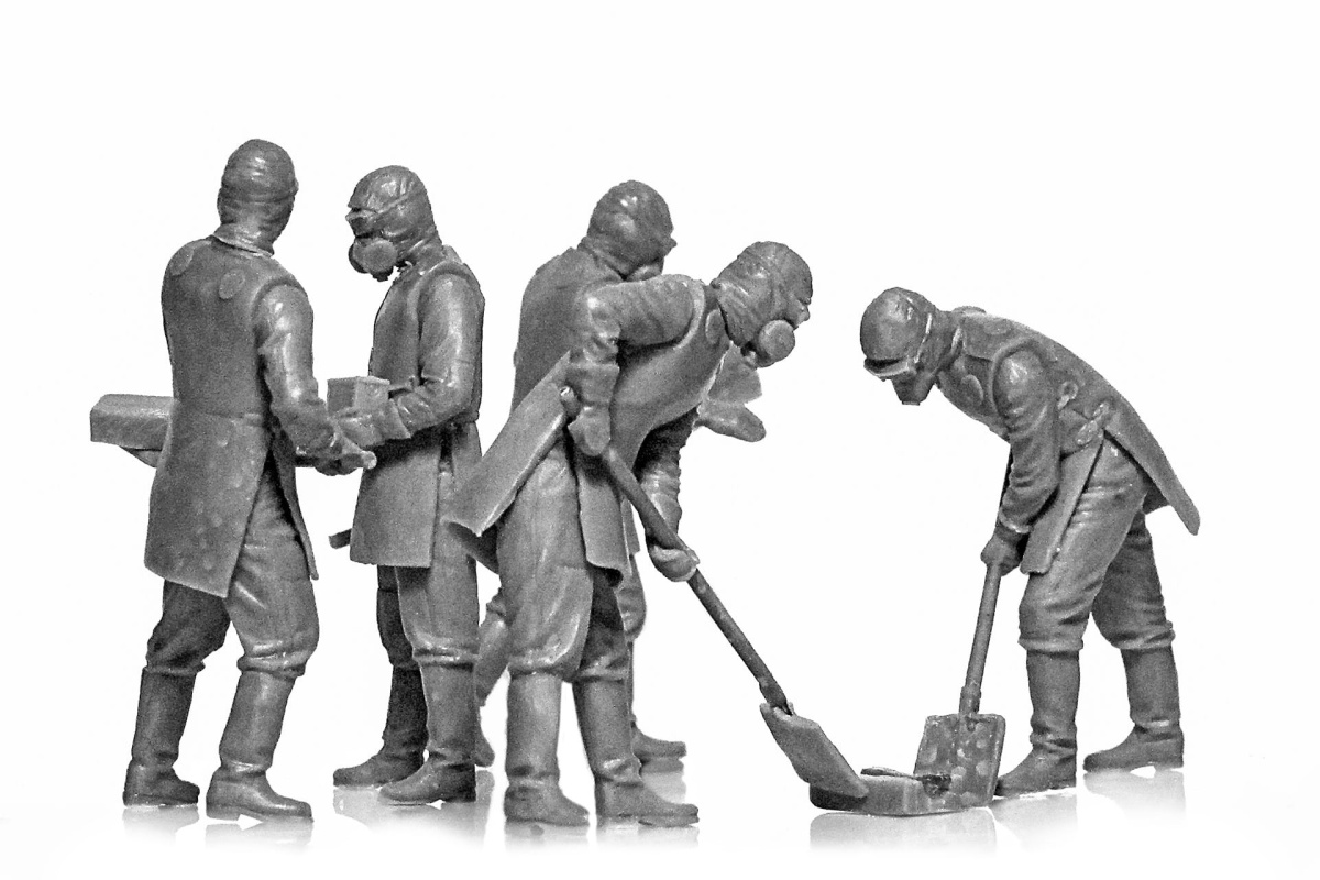 Zdjęcie dodatkowe produktu Chernobyl 3. Rubble cleaners 1:35 ICM 35903