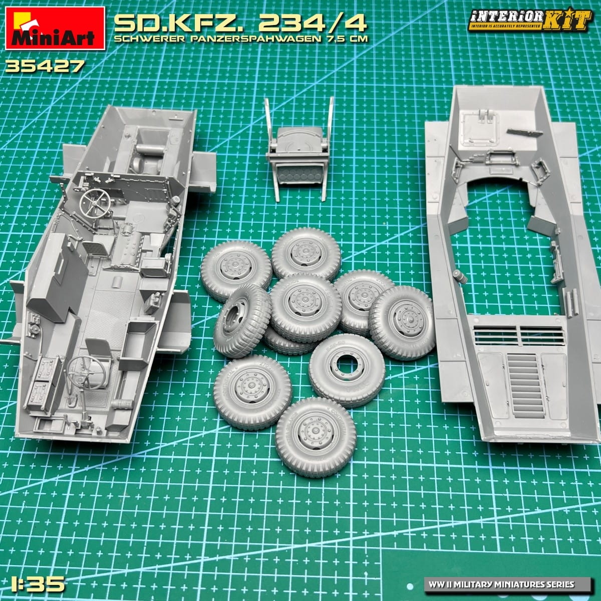 Zdjęcie dodatkowe produktu Sd.kfz. 234/4 Schwerer Panzerspahwagen 7,5 Cm. Interior Kit 1:35 MiniArt 35427