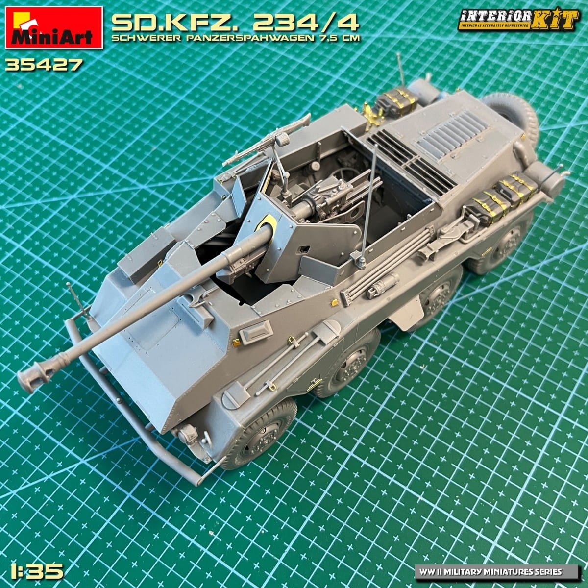 Zdjęcie dodatkowe produktu Sd.kfz. 234/4 Schwerer Panzerspahwagen 7,5 Cm. Interior Kit 1:35 MiniArt 35427