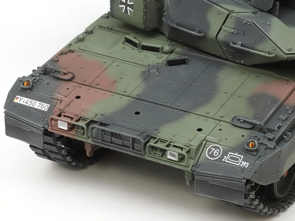 Zdjęcie dodatkowe produktu Leopard 2 A7V 1:35 Tamiya 35387