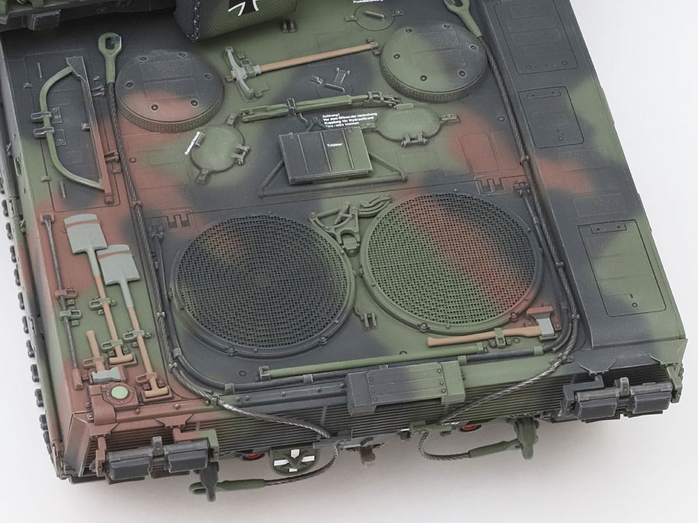 Zdjęcie dodatkowe produktu Leopard 2 A7V 1:35 Tamiya 35387
