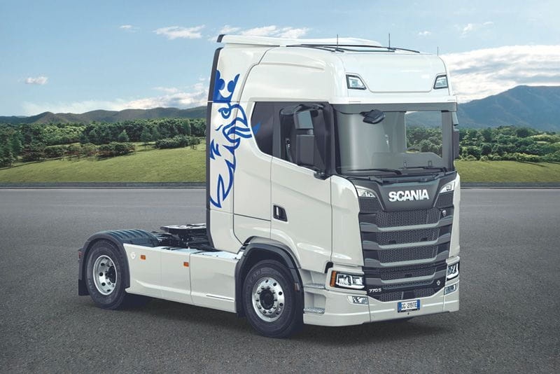 Zdjęcie dodatkowe produktu Scania 770S V8 White Cab 1:24 Italeri 3965