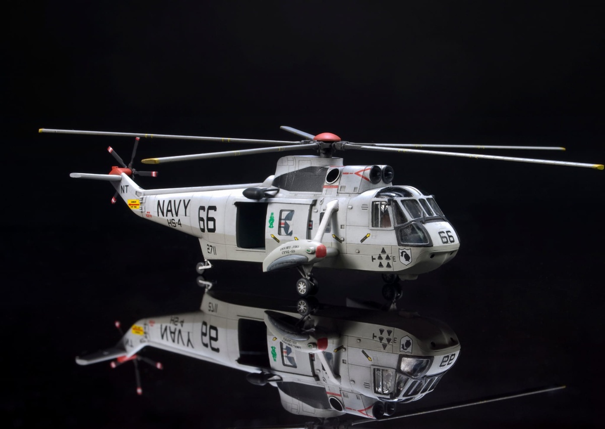 Zdjęcie dodatkowe produktu Sikorsky SH-3A/D Sea King 1:144 AFV Club 14405