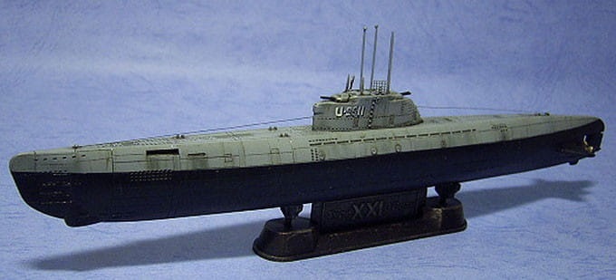 Zdjęcie dodatkowe produktu German Typ XXI Submarine 1:350 AFV Club SE73501