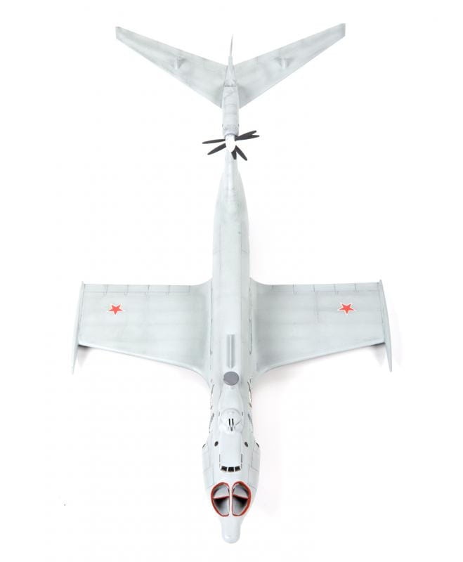 Zdjęcie dodatkowe produktu A-90 Orlyonok Troop Carrier Ekranoplan 1:144 Zvezda 7016