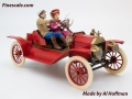 Zdjęcie dodatkowe produktu Model T 1913 Speedster with American Sport Car Drivers 1:24 ICM 24026