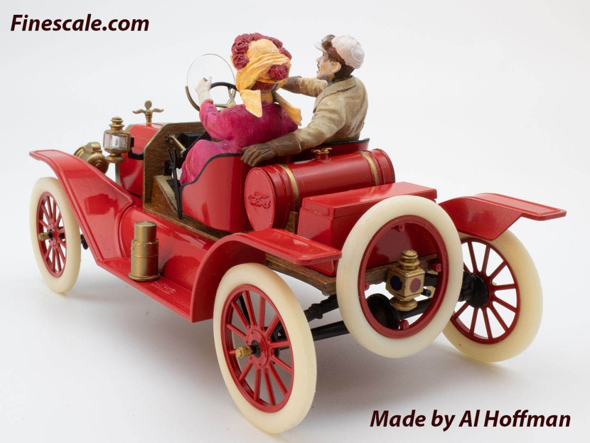 Zdjęcie dodatkowe produktu Model T 1913 Speedster with American Sport Car Drivers 1:24 ICM 24026