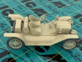 Zdjęcie dodatkowe produktu Model T 1913 Speedster with American Sport Car Drivers 1:24 ICM 24026