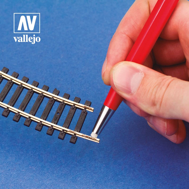 Zdjęcie dodatkowe produktu Pędzel z włókna szklanego 4mm Vallejo T15001