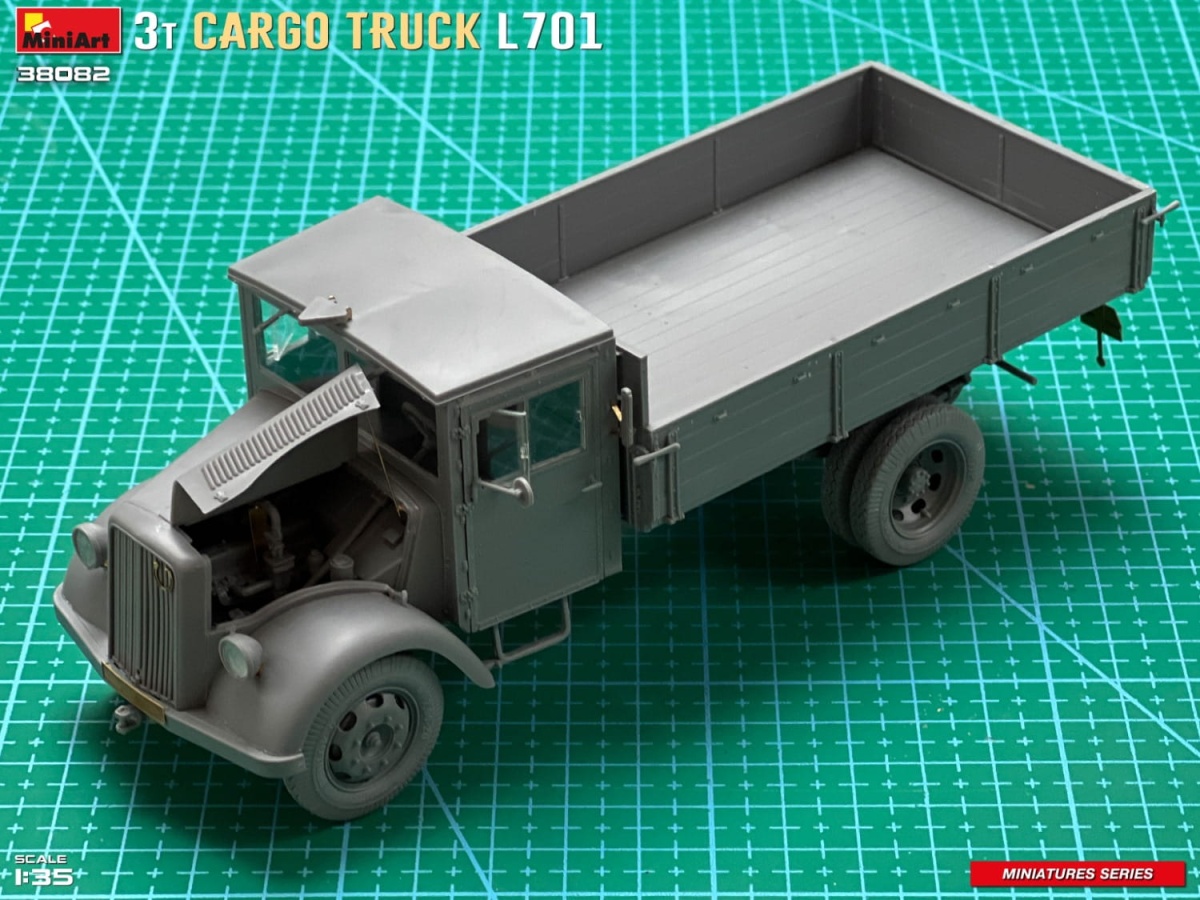 Zdjęcie dodatkowe produktu 3T Cargo Truck L701 1:35 MiniArt 38082