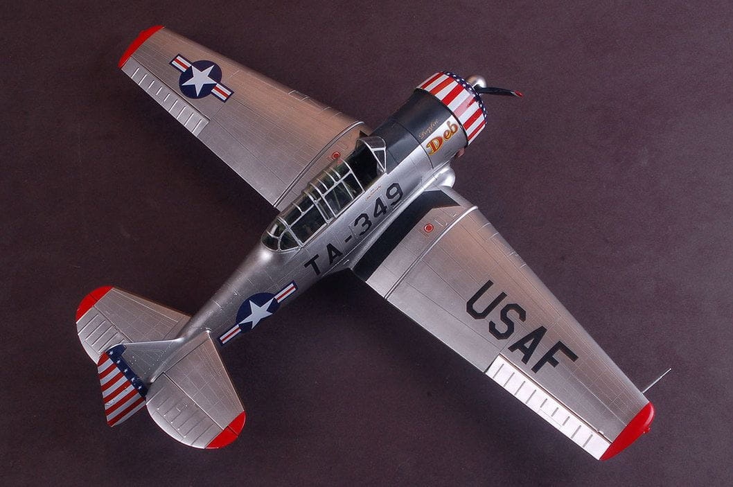 Zdjęcie dodatkowe produktu T-6 Texan 1:32 Kittyhawk 32001