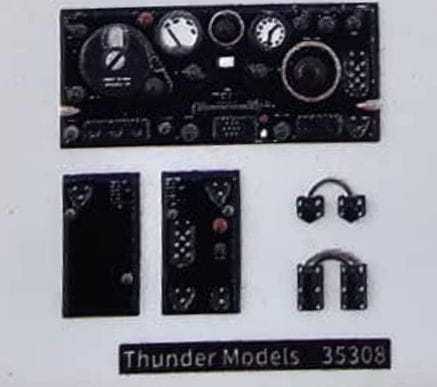Zdjęcie dodatkowe produktu LRDG F30 Wireless Truck CMP In LRDG Service 1:35 Thunder Models 35308