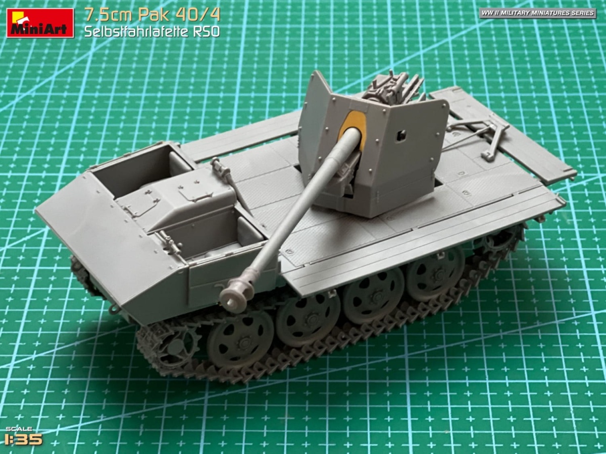 Zdjęcie dodatkowe produktu 7,5cm PaK 40/4 auf gep. Selbstfahrlafette RSO 1:35 MiniArt 35483