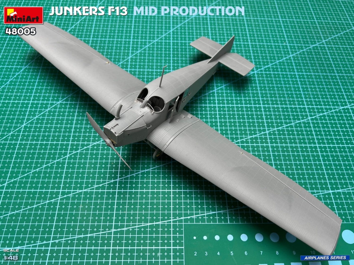 Zdjęcie dodatkowe produktu Junkers F13. Mid Prod. German, Polish, Swiss Service 1:48 MiniArt 48005
