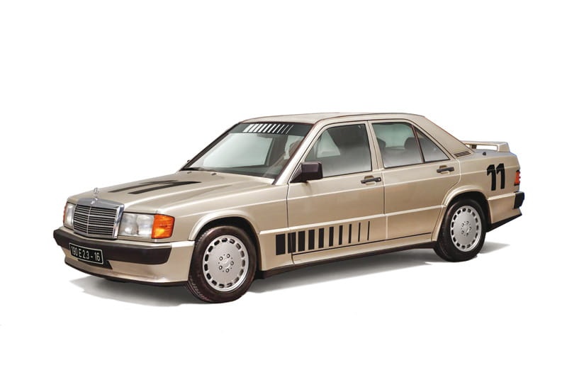 Zdjęcie dodatkowe produktu Mercedes-Benz 190E 2.3 16v 1:24 Italeri 3624