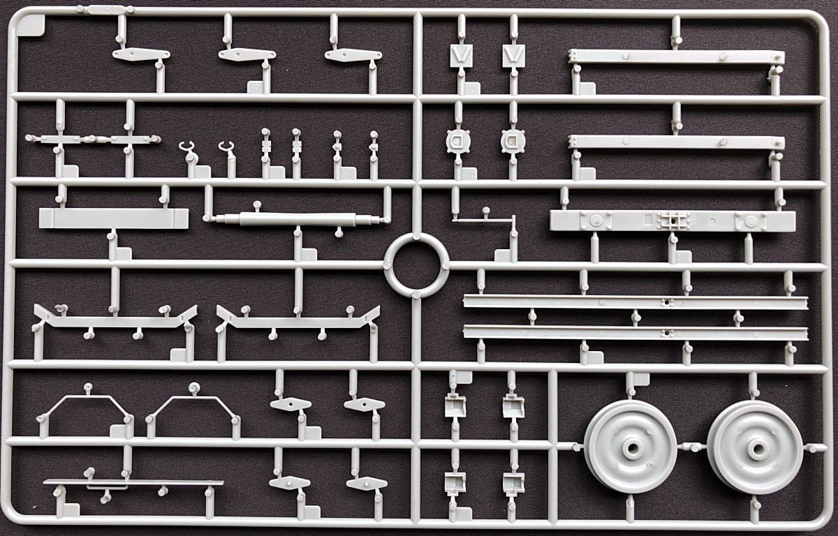 Zdjęcie dodatkowe produktu German Gedeckter Guterwagen G10 1:35 Thunder Models 35901