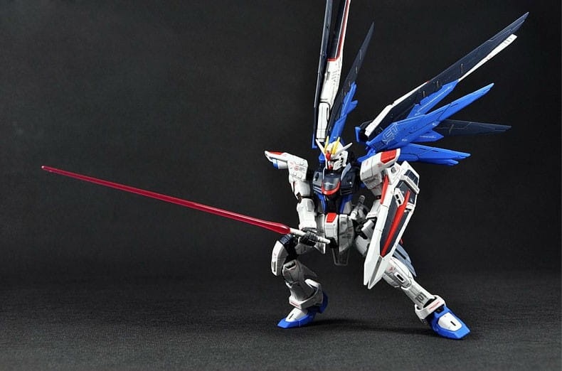 Zdjęcie dodatkowe produktu Gunpla ZGMF-X10A Freedom Gundam RG 1:144