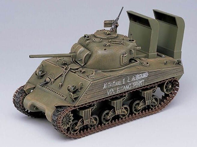 Zdjęcie dodatkowe produktu USMC M4A2 (75) Pacific Theater 1:35 Academy 13562