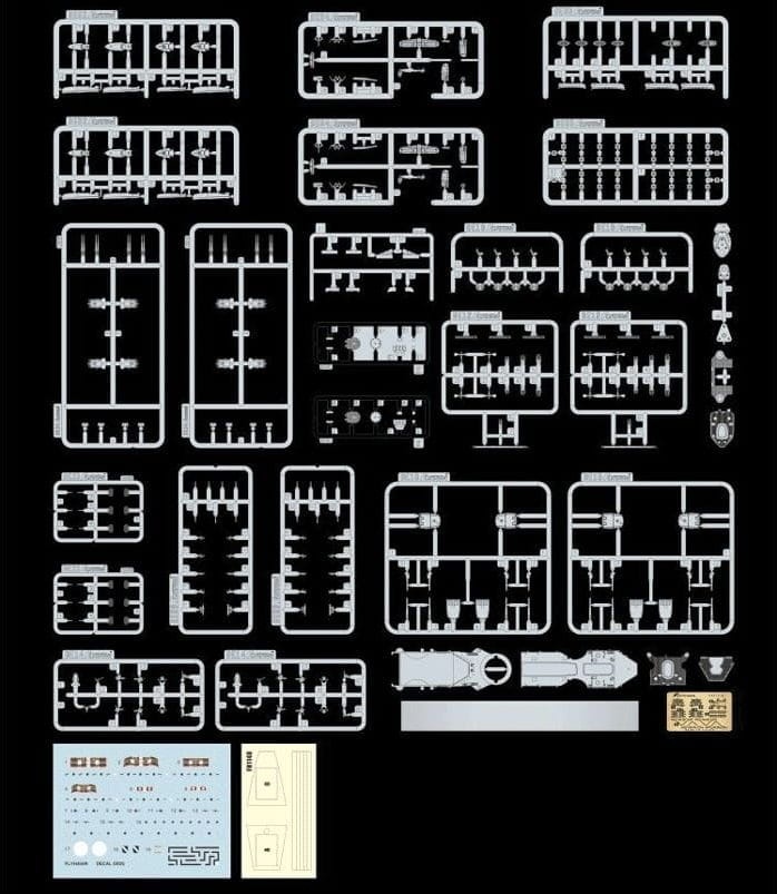 Zdjęcie dodatkowe produktu German Battlecruiser Scharnhorst 1943 1:700 Flyhawk 1148