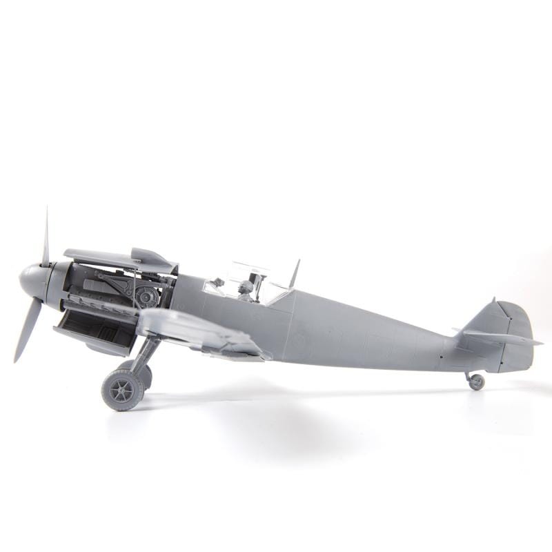 Zdjęcie dodatkowe produktu Niemiecki myśliwiec Messerschmitt Bf-109 F2/F4 1:48 Zvezda 4802