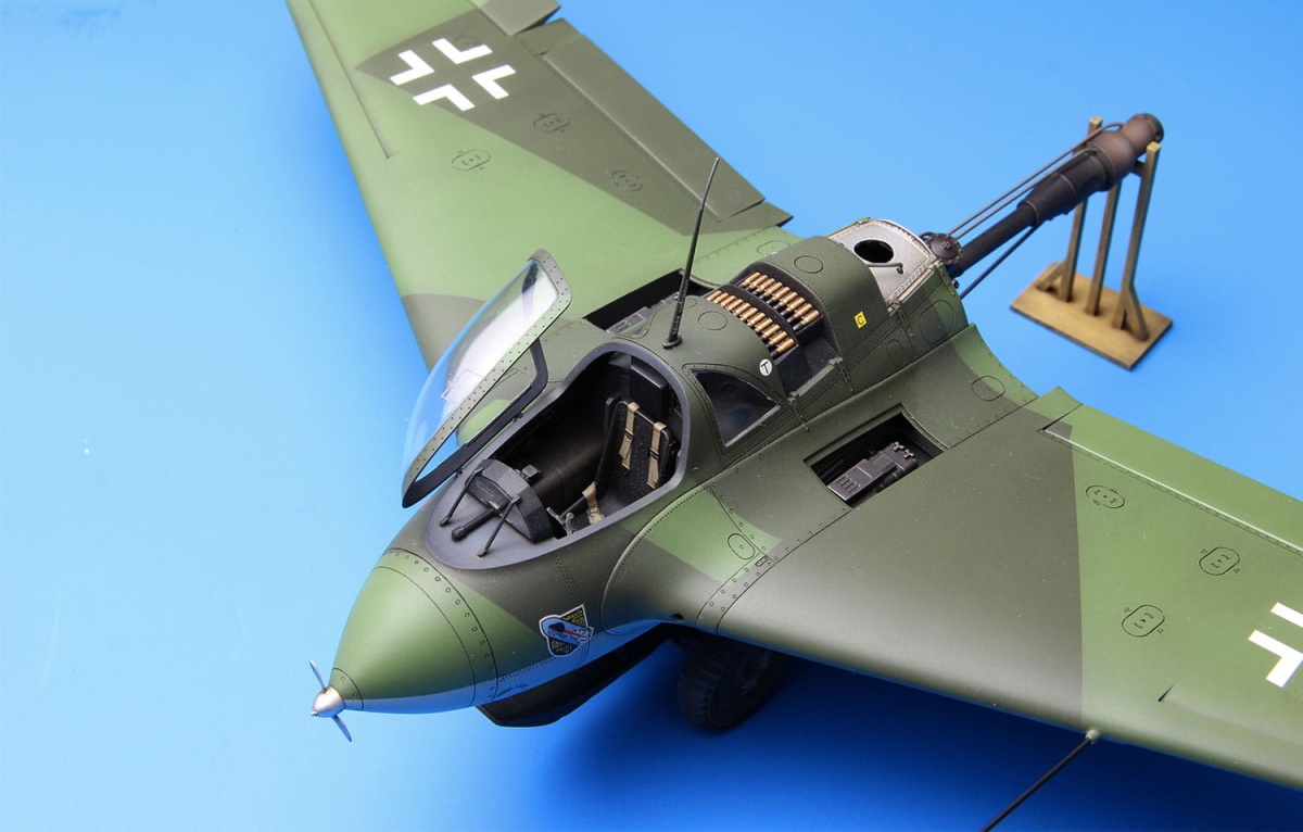 Zdjęcie dodatkowe produktu Messerschmitt Me-163B Komet 1:32 Meng QS001