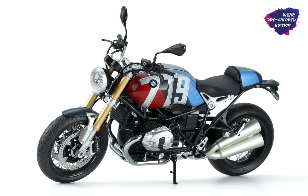 Zdjęcie dodatkowe produktu BMW R nineT Option 719 Mars Red/Cosmic Blue (Pre-colored Edition) 1:9 Meng MT003T