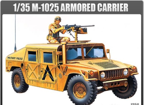 M1025 Armored Transporter 1:35 Academy 13241