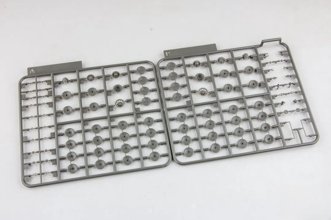 Zdjęcie dodatkowe produktu Tiger I Initial Sd.Kfz.181 Pz.Kpfw.VI Ausf.E 1:72 Border Model TK7204