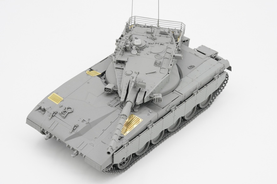Zdjęcie dodatkowe produktu Israel Merkava Mk.2 w/ Full Interior and Workable Tracks 1:35  Border Model BT055