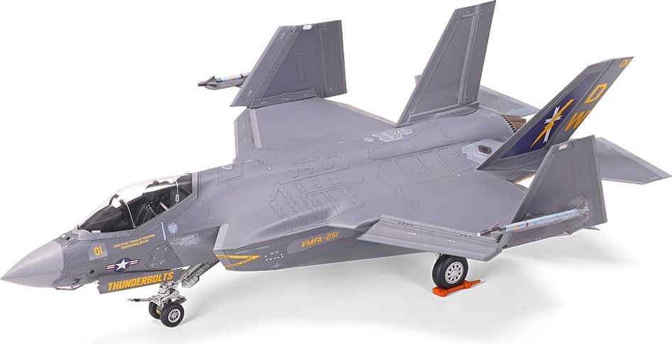 Zdjęcie dodatkowe produktu Lockheed Martin F-35C Lightning II 1:72 Tamiya 60794
