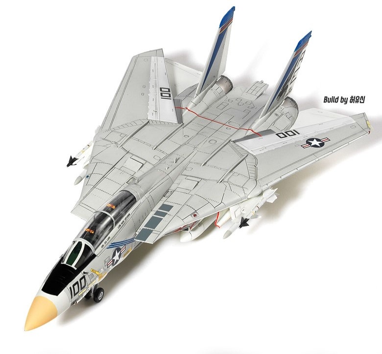 Zdjęcie dodatkowe produktu USN F-14A VF-143 Pukin Dogs 1:72 Academy 12563