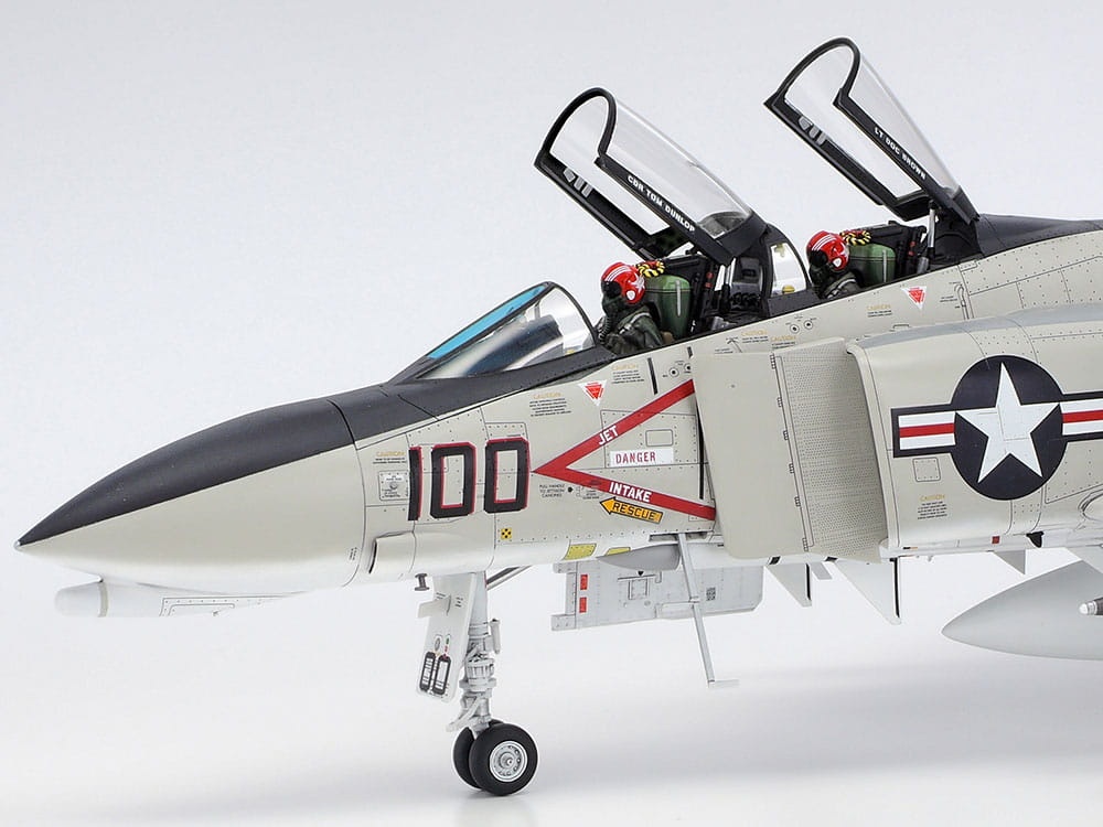 Zdjęcie dodatkowe produktu McDonnell Douglas F-4B Phantom II 1:48 Tamiya 61121