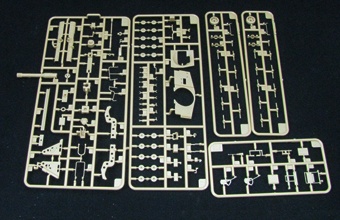 Zdjęcie dodatkowe produktu Węgierskie działo szturmowe 105 mm 40/43 M Zrinyi II 1:35 Bronco CB35036